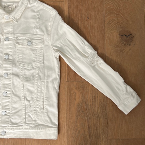 CURRENT/ELLIOT Oversized White Trucker Denim Jacket, White Tattered - 1, Small - Picture 5 of 16